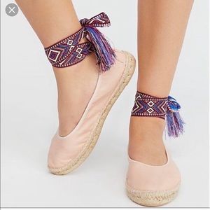 New Free people pink maya wrap espadrilles